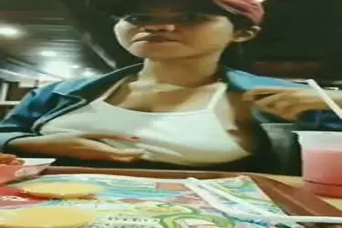Dokumentasi Siskaeee Cantik Live Kasur Cheese
