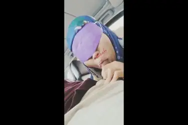 Skandal Jilbab Biru Sedot Di Mobil Terekam